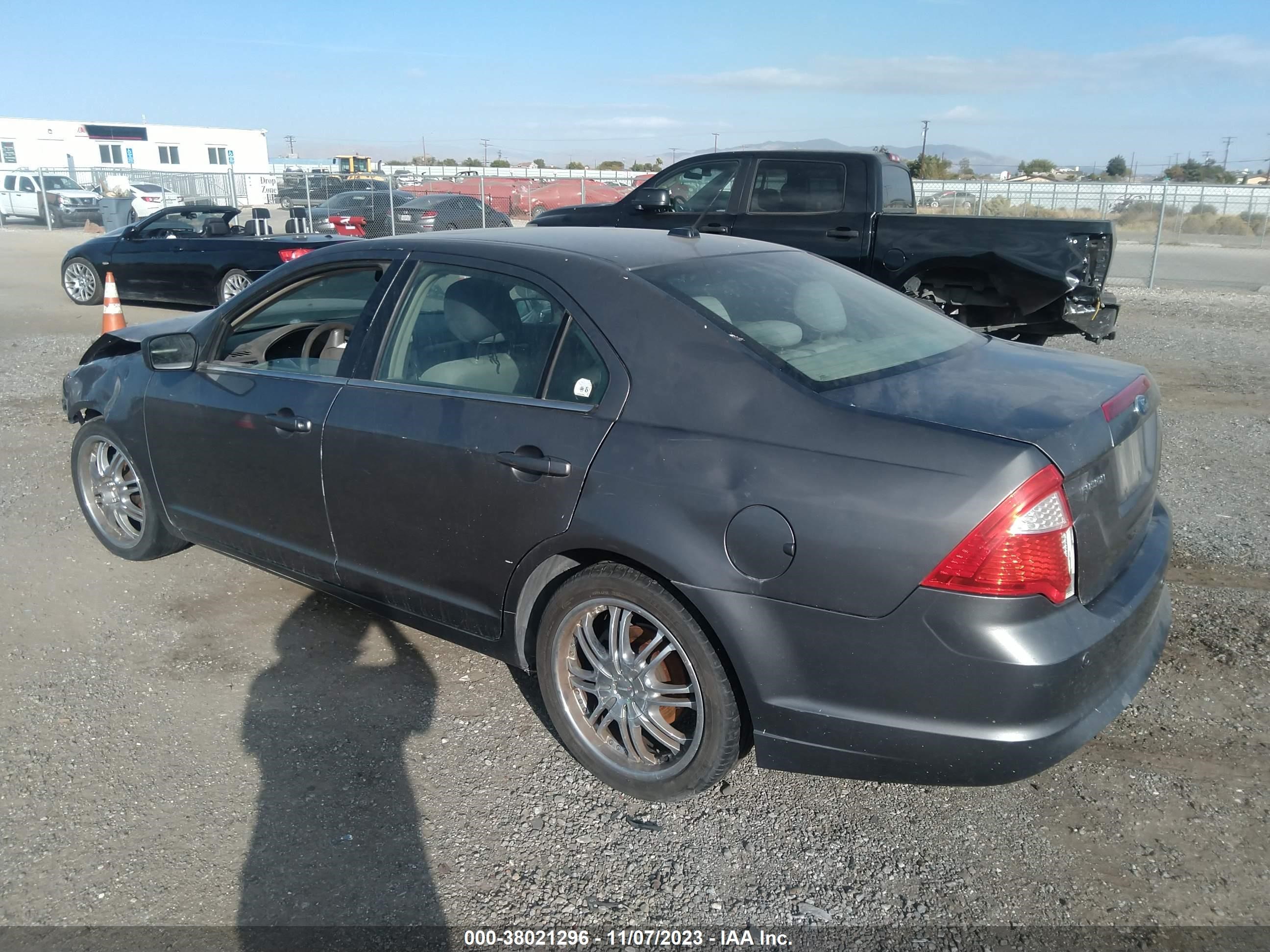 Photo 2 VIN: 3FAHP0HA9BR167414 - FORD FUSION 