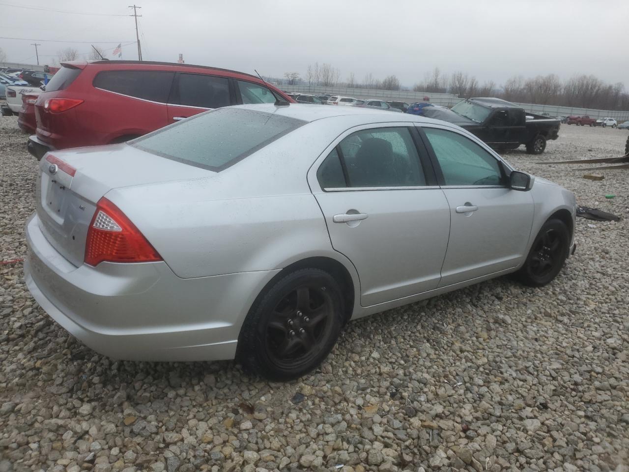 Photo 2 VIN: 3FAHP0HA9BR207068 - FORD FUSION 