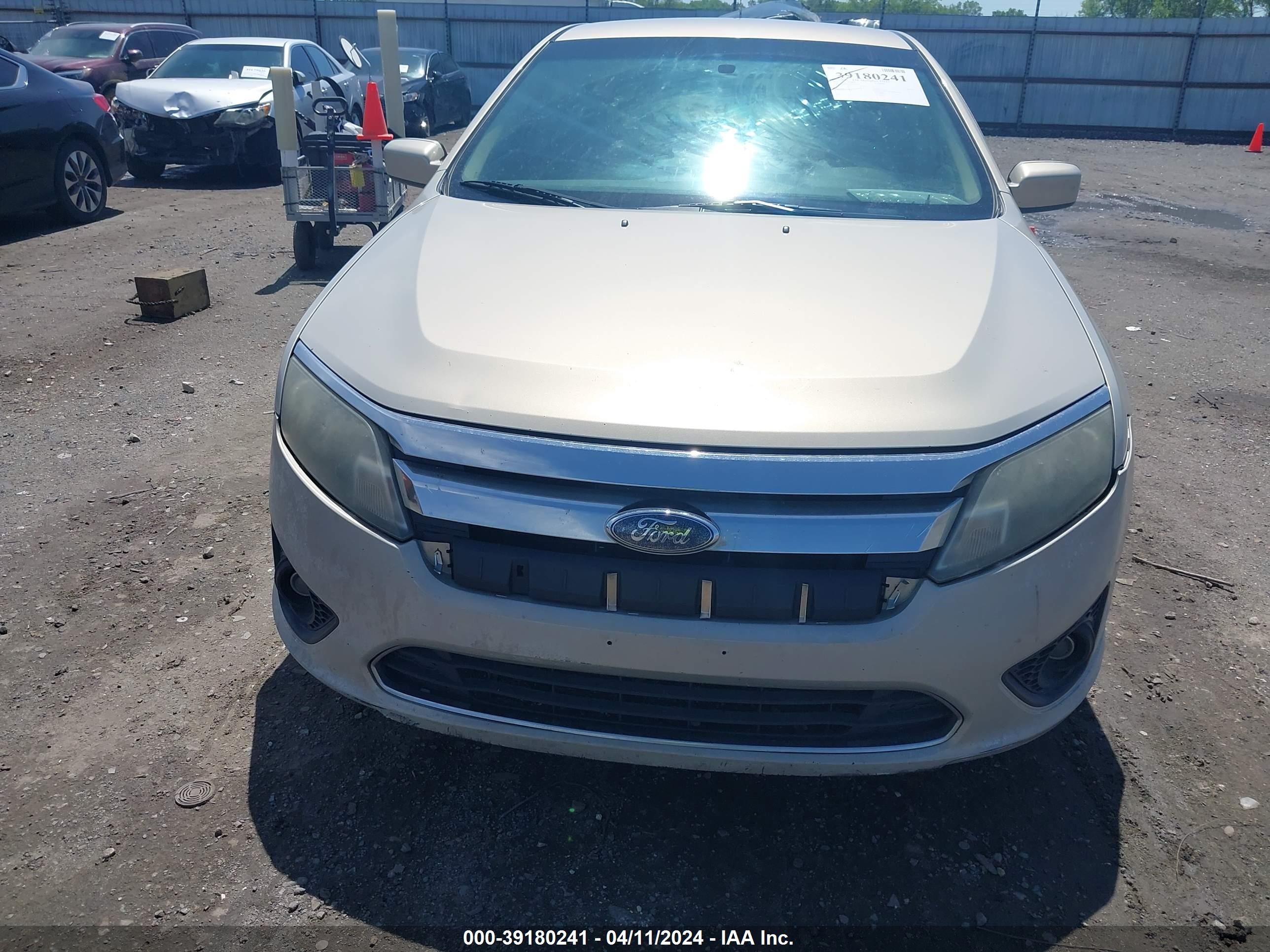 Photo 5 VIN: 3FAHP0HAXAR155626 - FORD FUSION 