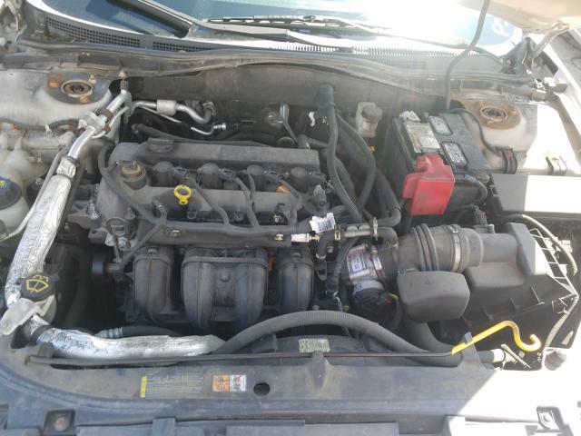 Photo 6 VIN: 3FAHP0HAXAR329081 - FORD FUSION SE 