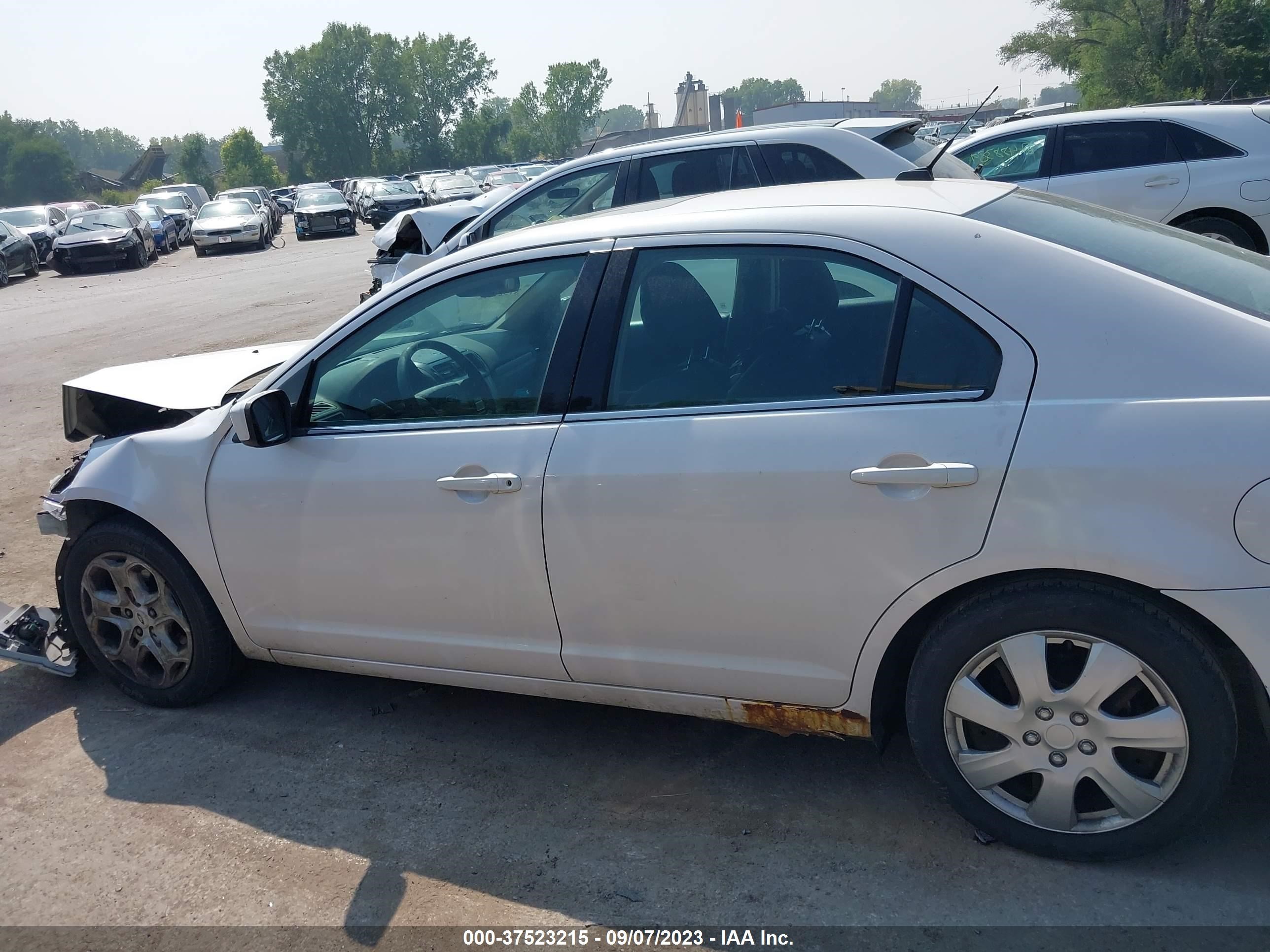 Photo 13 VIN: 3FAHP0HAXAR377163 - FORD FUSION 