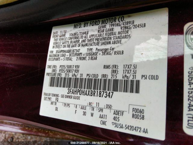 Photo 8 VIN: 3FAHP0HAXBR187347 - FORD FUSION 