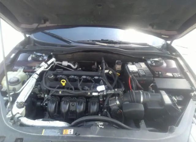 Photo 9 VIN: 3FAHP0HAXBR261771 - FORD FUSION 