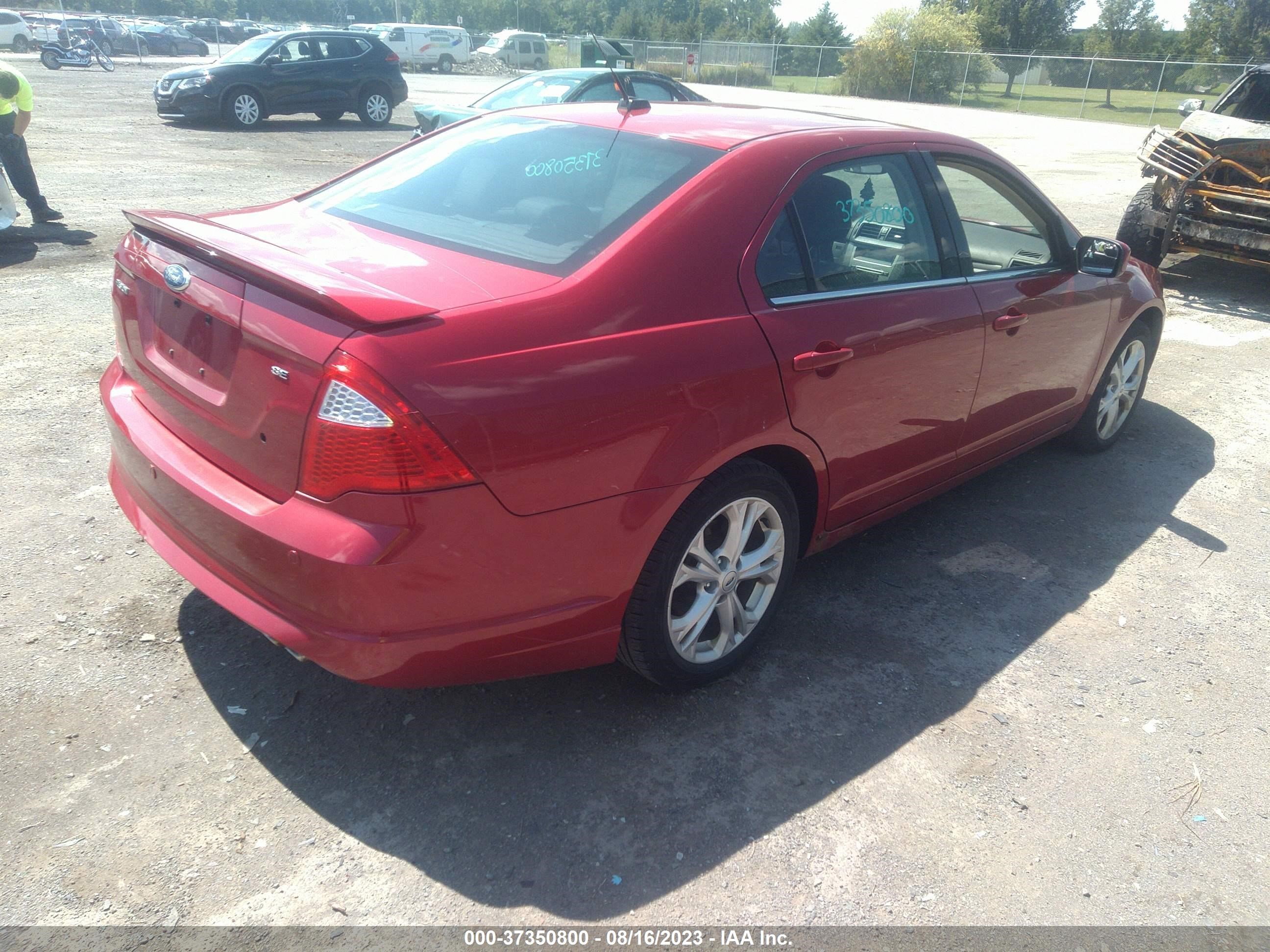 Photo 3 VIN: 3FAHP0HAXCR160330 - FORD FUSION 