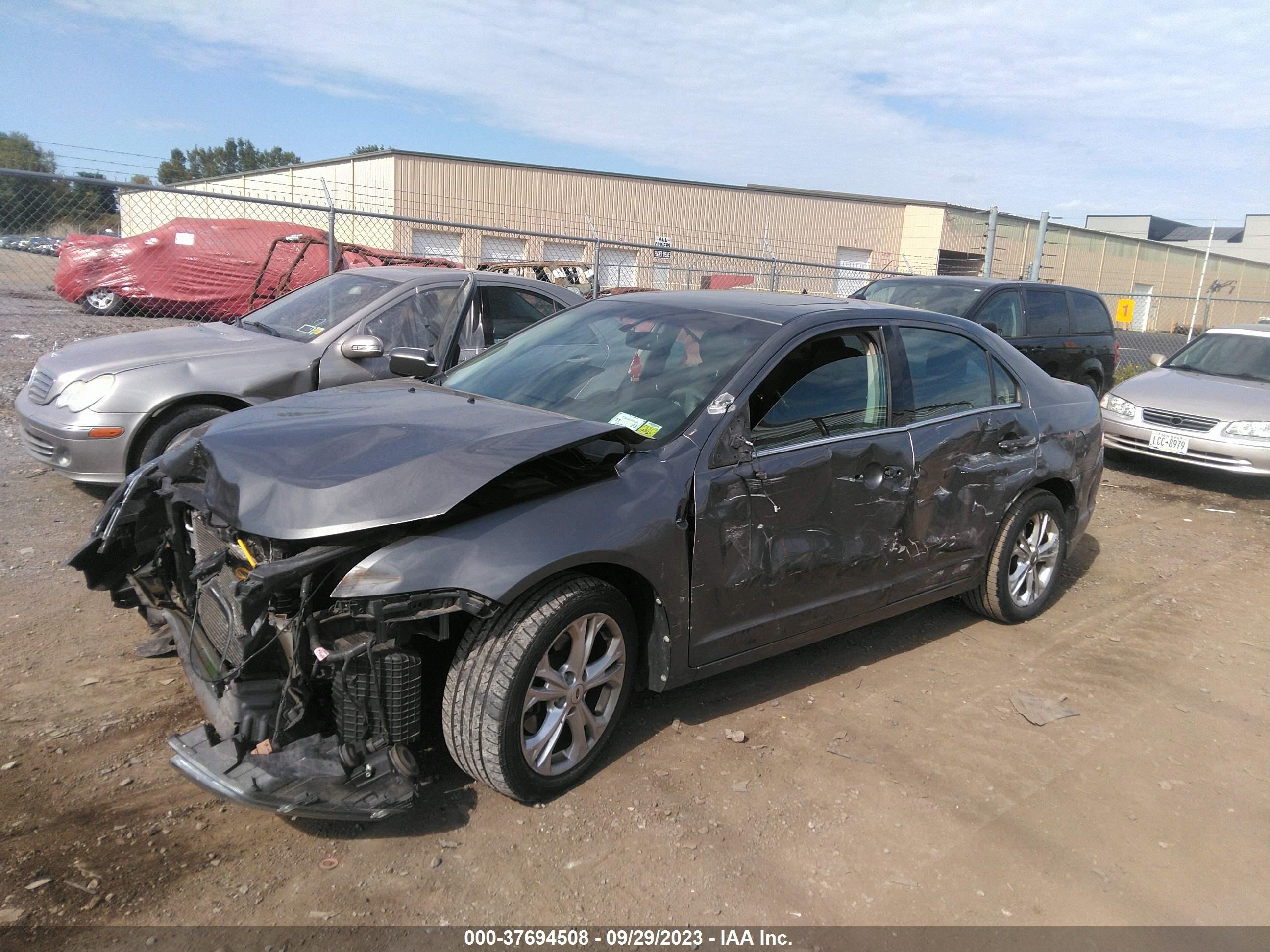 Photo 1 VIN: 3FAHP0HAXCR431399 - FORD FUSION 