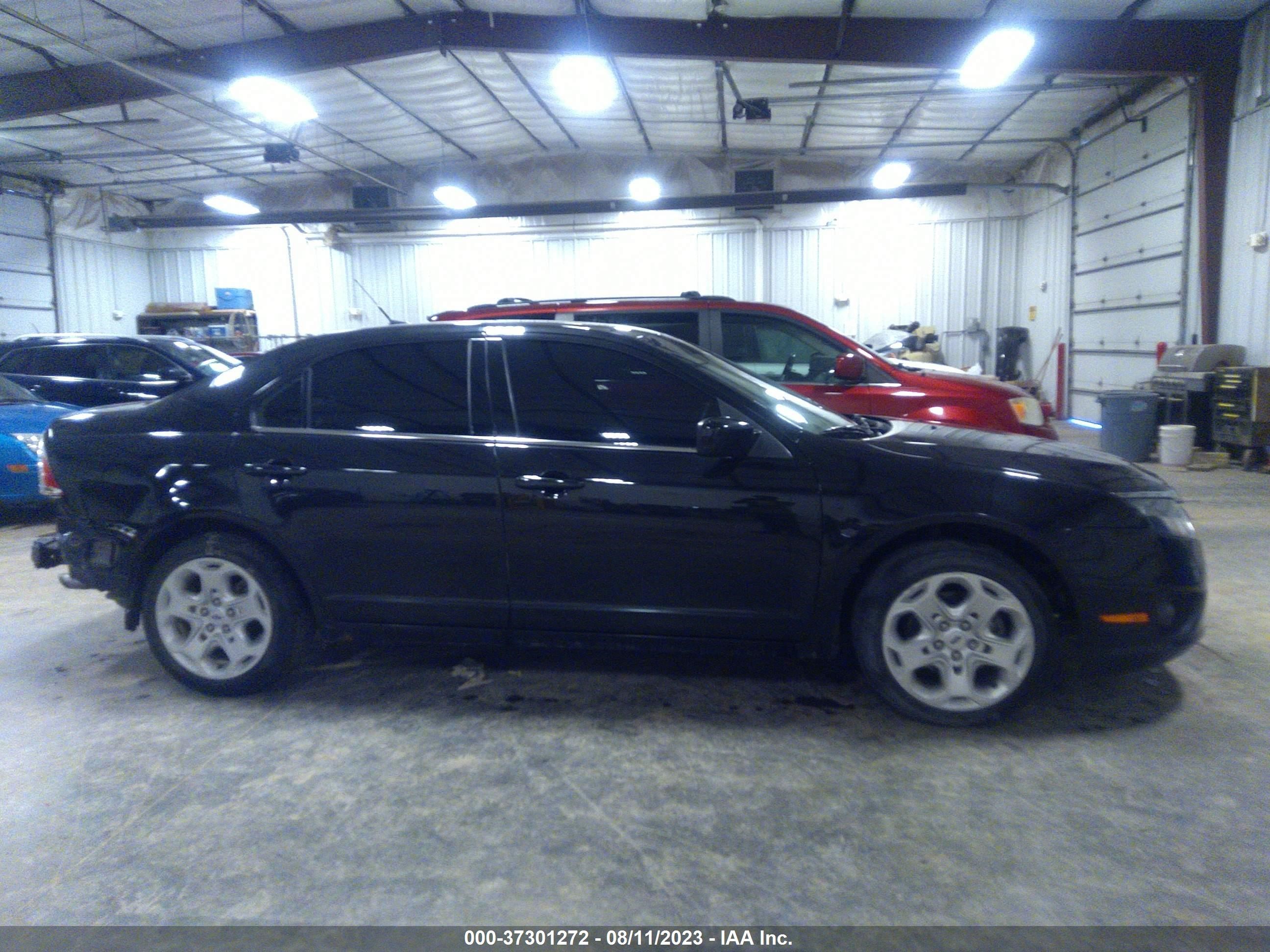 Photo 12 VIN: 3FAHP0HG1BR207974 - FORD FUSION 