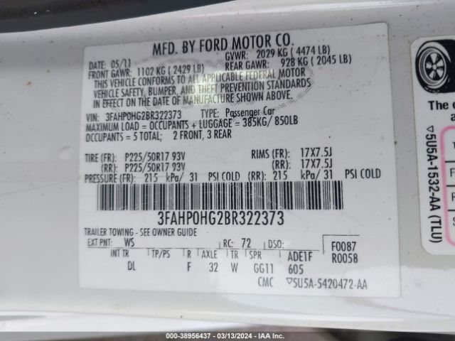 Photo 8 VIN: 3FAHP0HG2BR322373 - FORD FUSION 