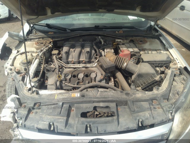 Photo 9 VIN: 3FAHP0HG3AR175219 - FORD FUSION 