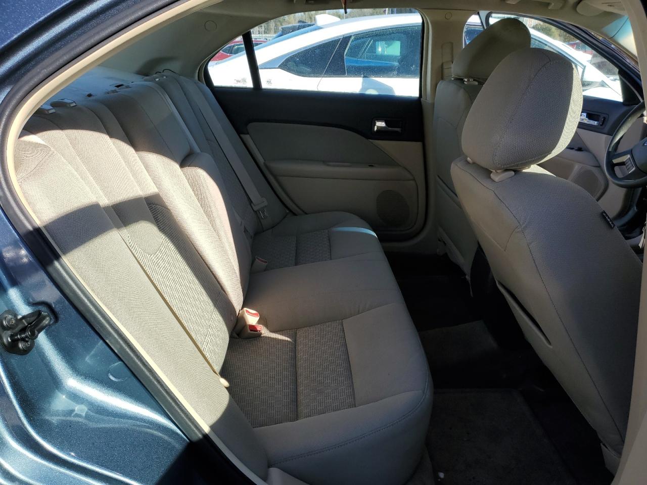 Photo 9 VIN: 3FAHP0HG3BR289318 - FORD FUSION 