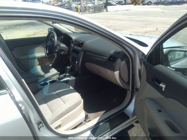 Photo 4 VIN: 3FAHP0HG4BR155613 - FORD FUSION 