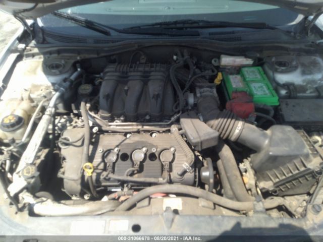 Photo 9 VIN: 3FAHP0HG4BR155613 - FORD FUSION 