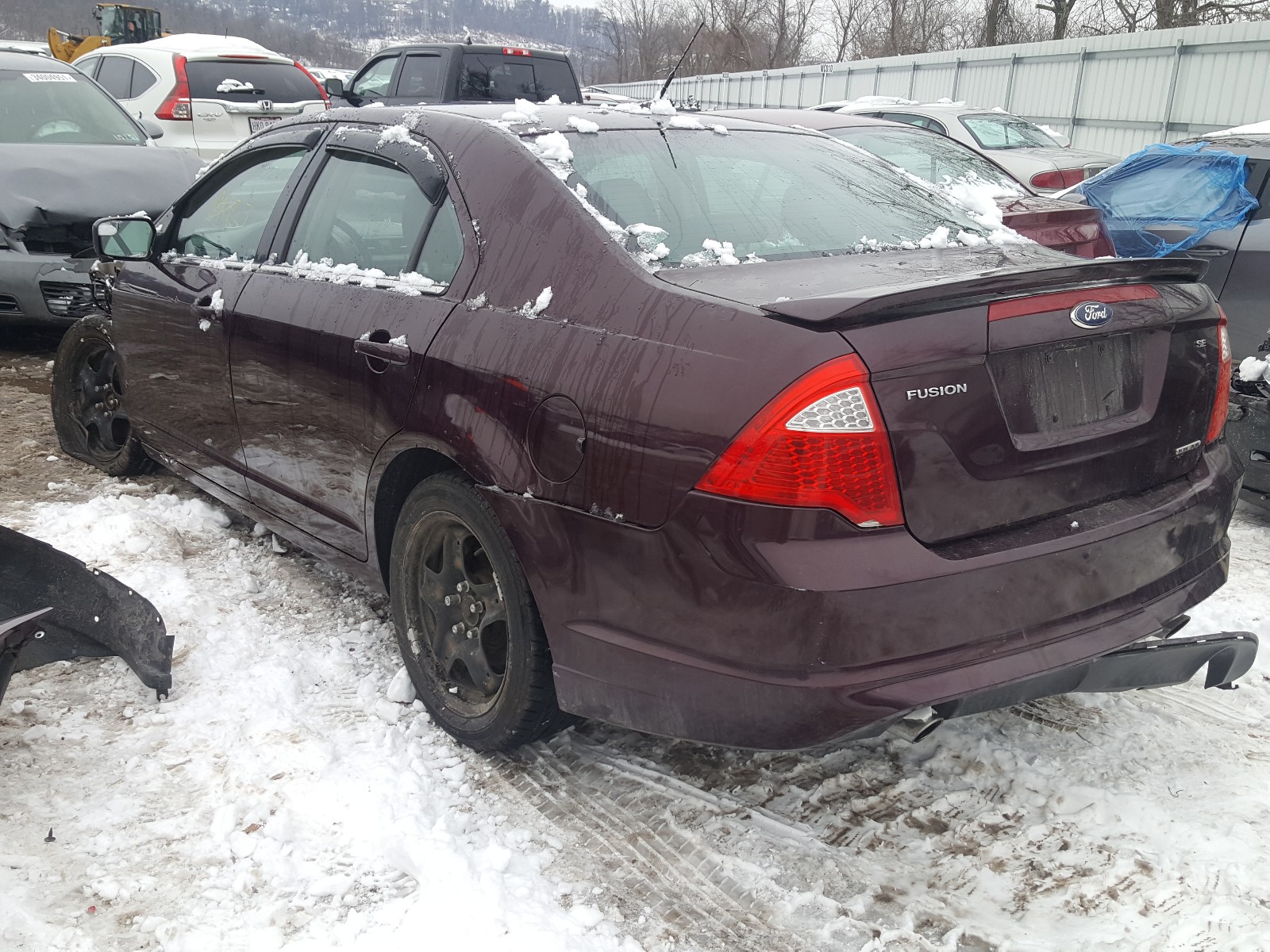 Photo 2 VIN: 3FAHP0HG4BR318373 - FORD FUSION SE 