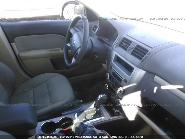 Photo 4 VIN: 3FAHP0HG5AR333642 - FORD FUSION 