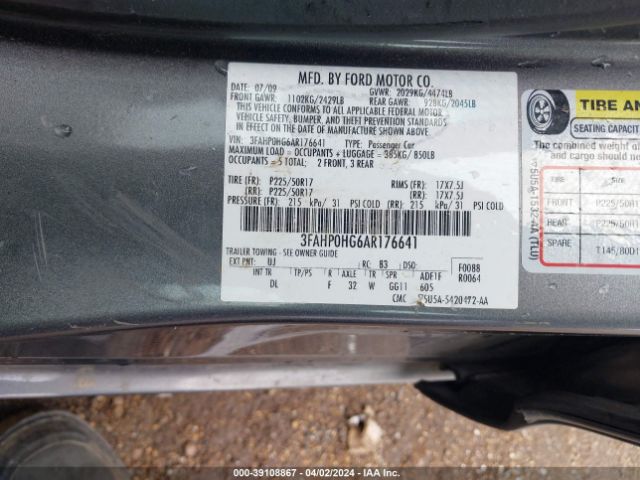 Photo 8 VIN: 3FAHP0HG6AR176641 - FORD FUSION 