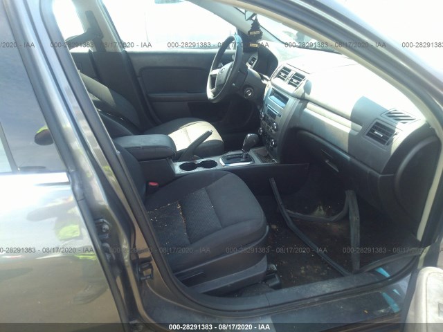 Photo 4 VIN: 3FAHP0HG7BR213746 - FORD FUSION 