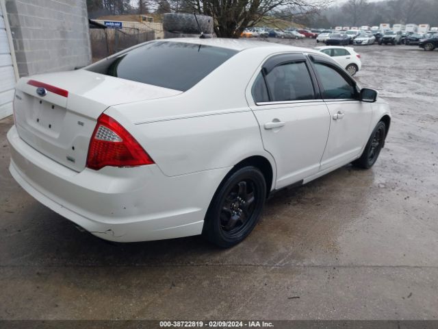 Photo 3 VIN: 3FAHP0HG9AR115204 - FORD FUSION 