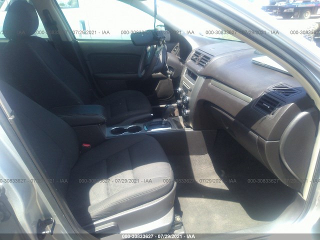 Photo 4 VIN: 3FAHP0HG9BR211898 - FORD FUSION 