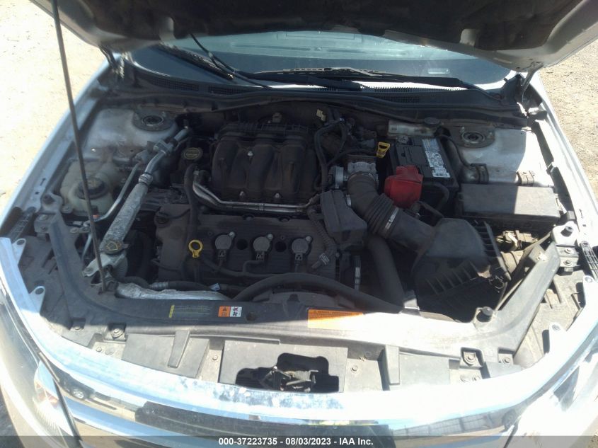 Photo 9 VIN: 3FAHP0HG9BR213795 - FORD FUSION 