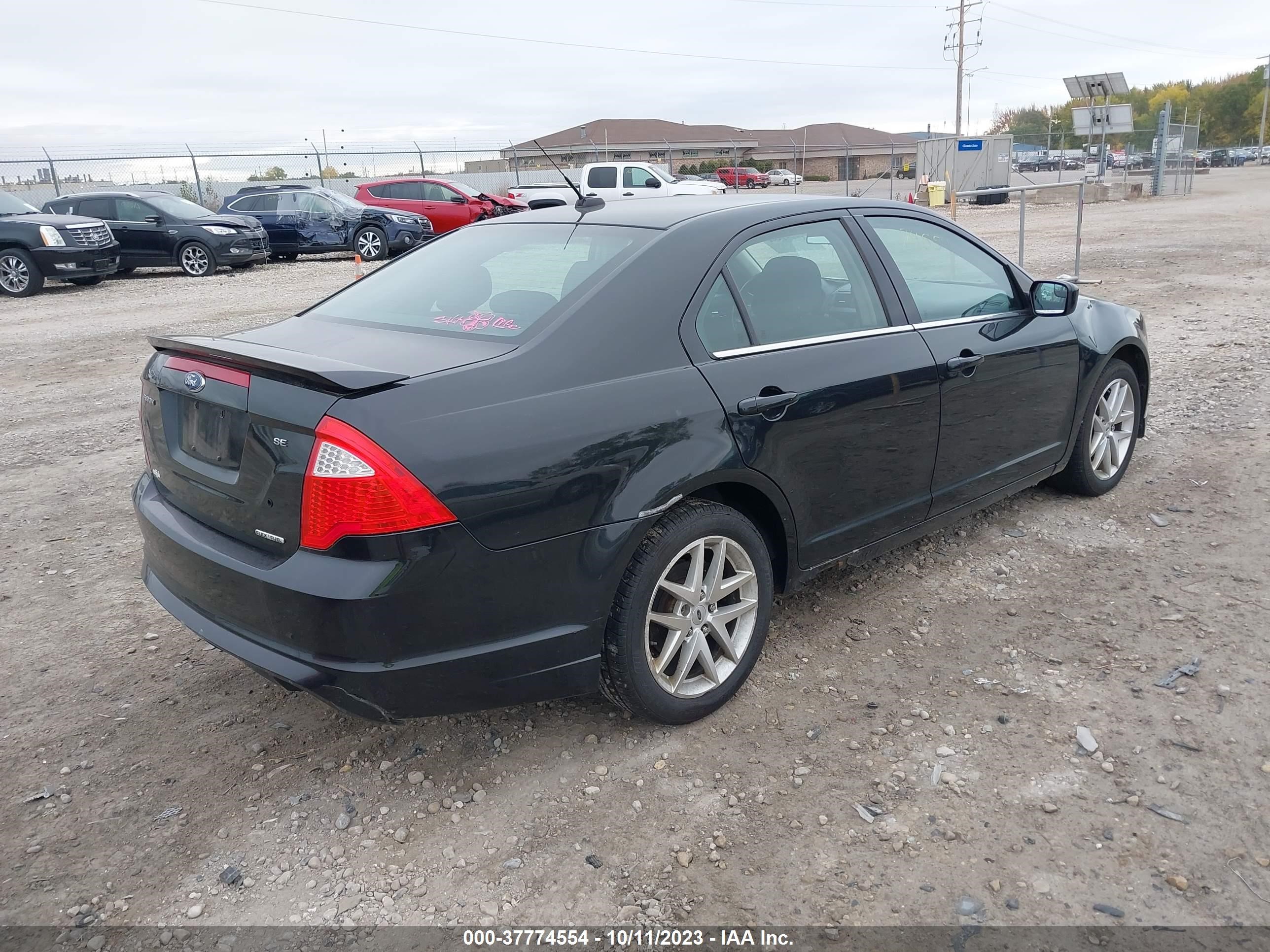 Photo 3 VIN: 3FAHP0HG9BR310544 - FORD FUSION 