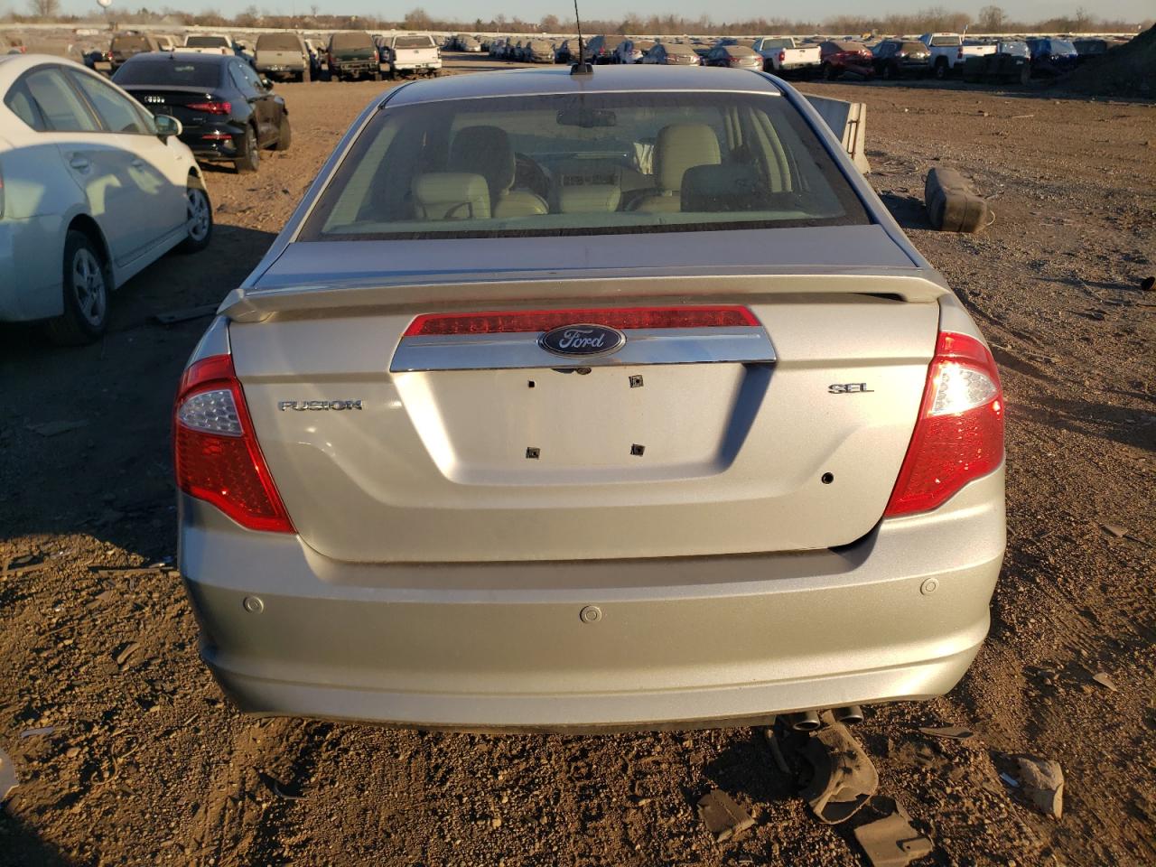 Photo 5 VIN: 3FAHP0JA0AR243952 - FORD FUSION 