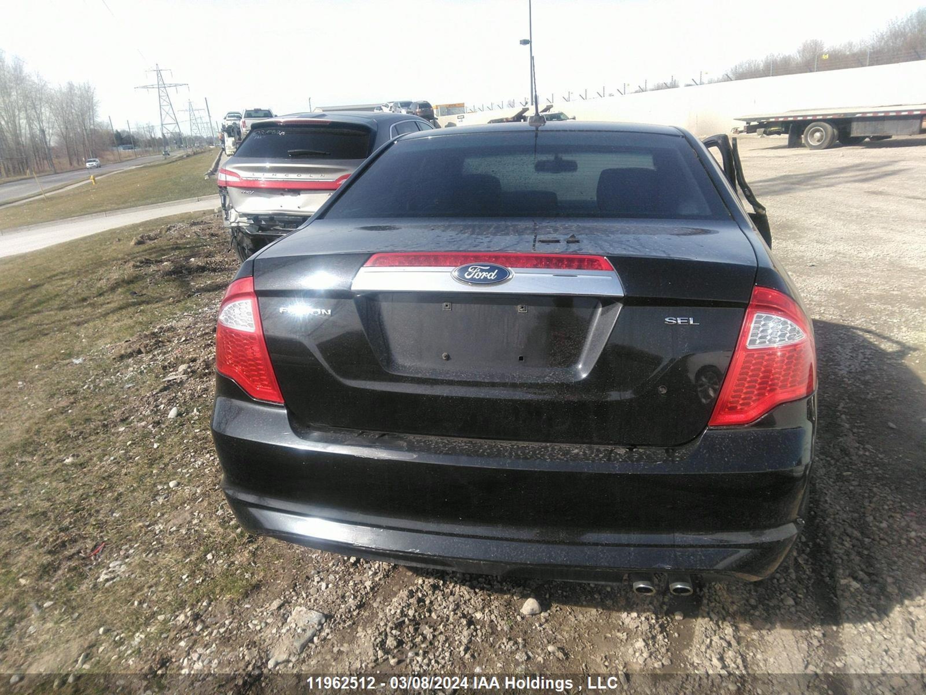 Photo 15 VIN: 3FAHP0JA1BR142467 - FORD FUSION 