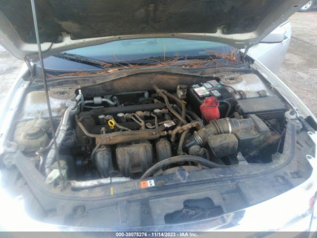 Photo 9 VIN: 3FAHP0JA1BR264200 - FORD FUSION 