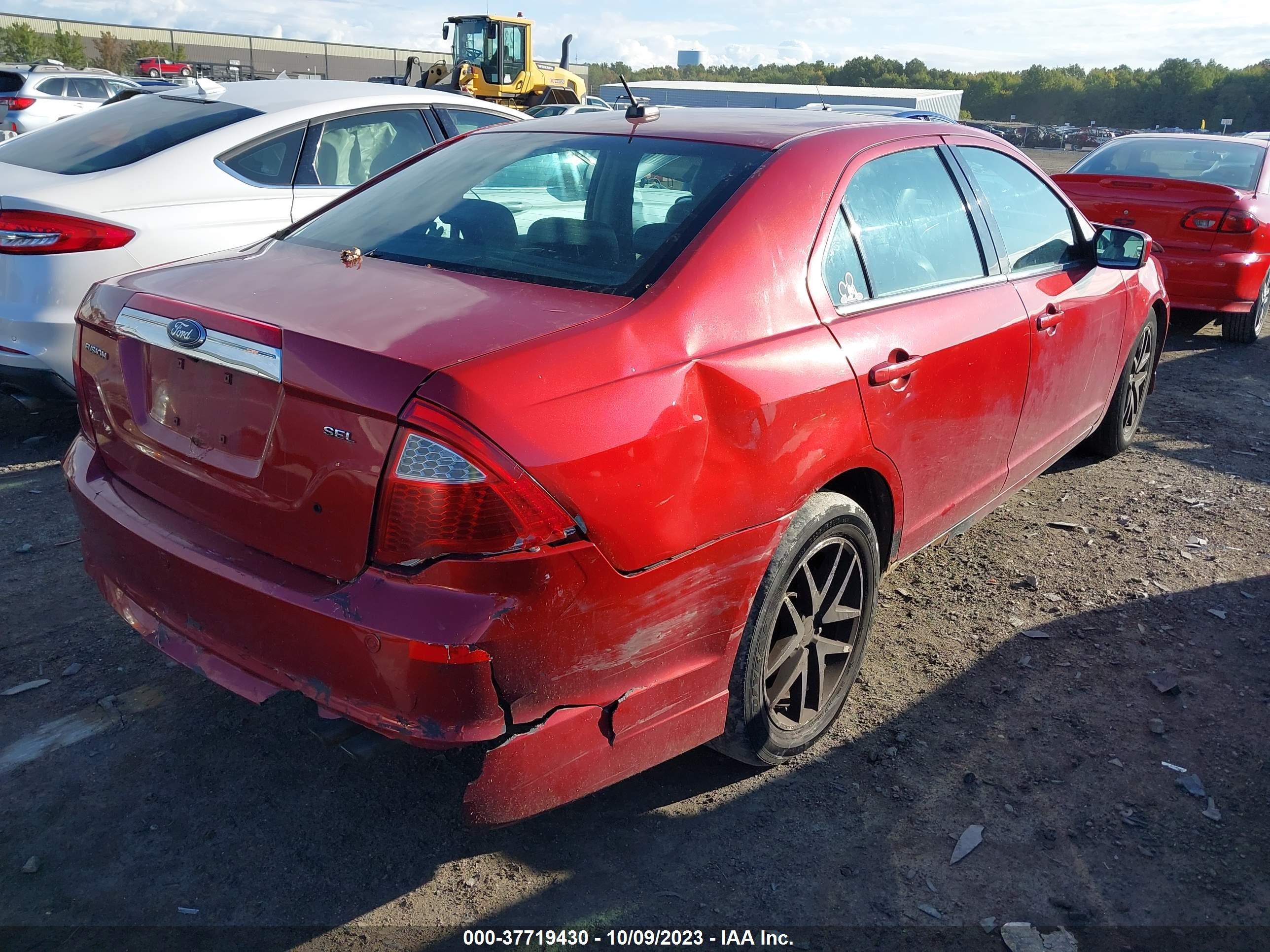 Photo 3 VIN: 3FAHP0JA2AR144811 - FORD FUSION 