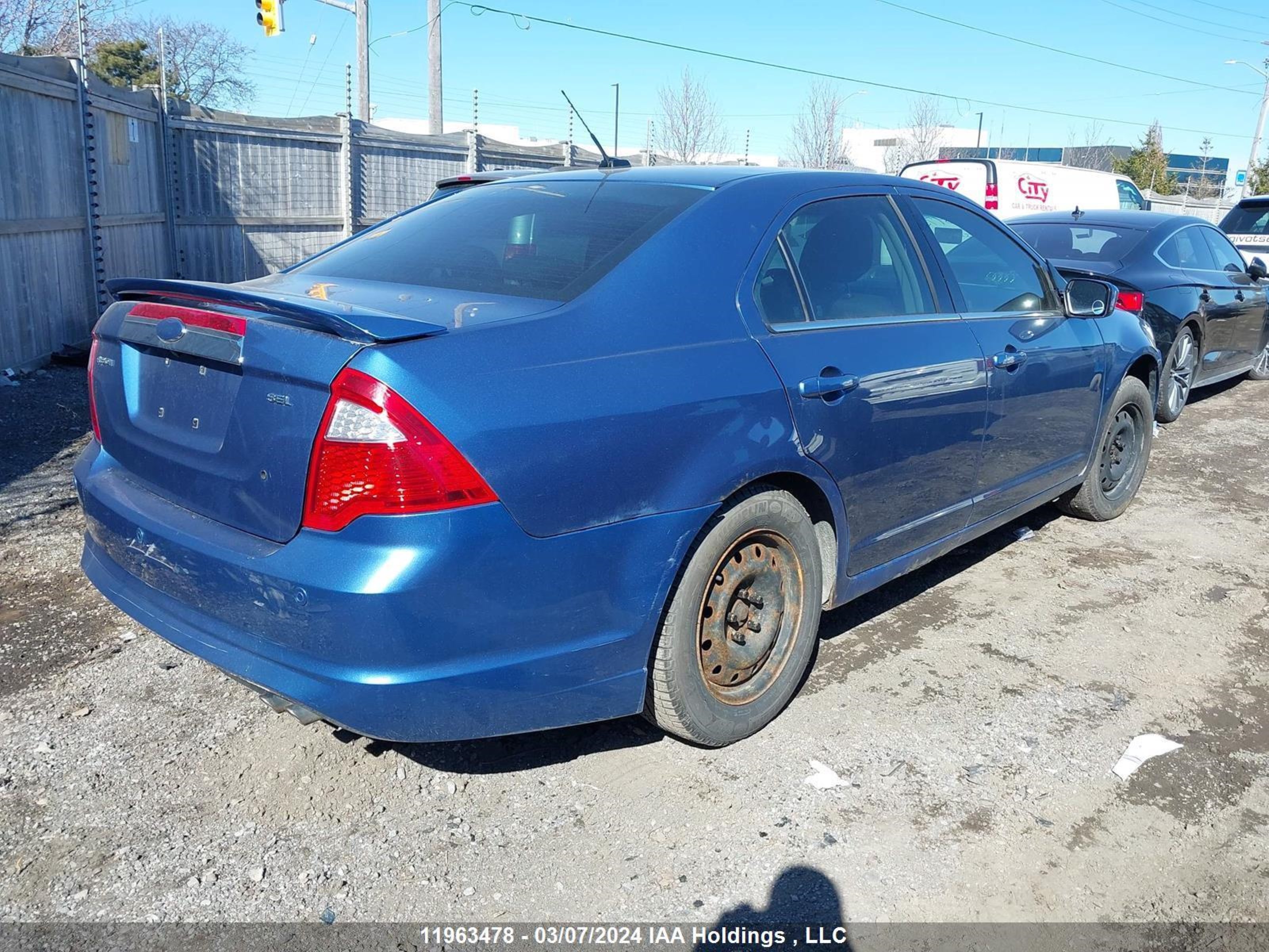 Photo 3 VIN: 3FAHP0JA2AR225808 - FORD FUSION 