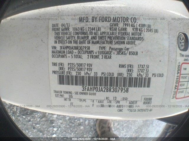 Photo 8 VIN: 3FAHP0JA2BR307958 - FORD FUSION 