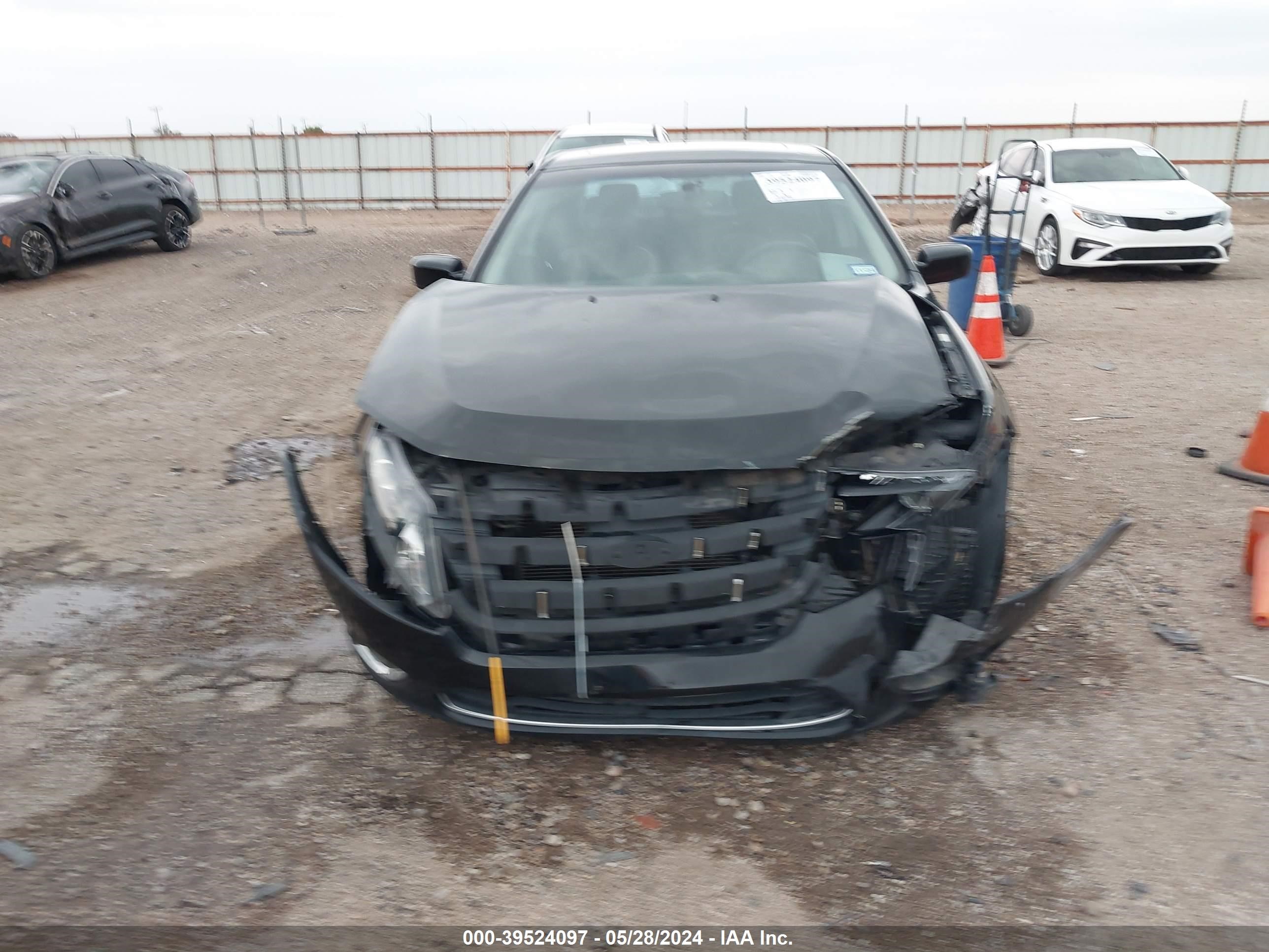 Photo 11 VIN: 3FAHP0JA2CR258682 - FORD FUSION 