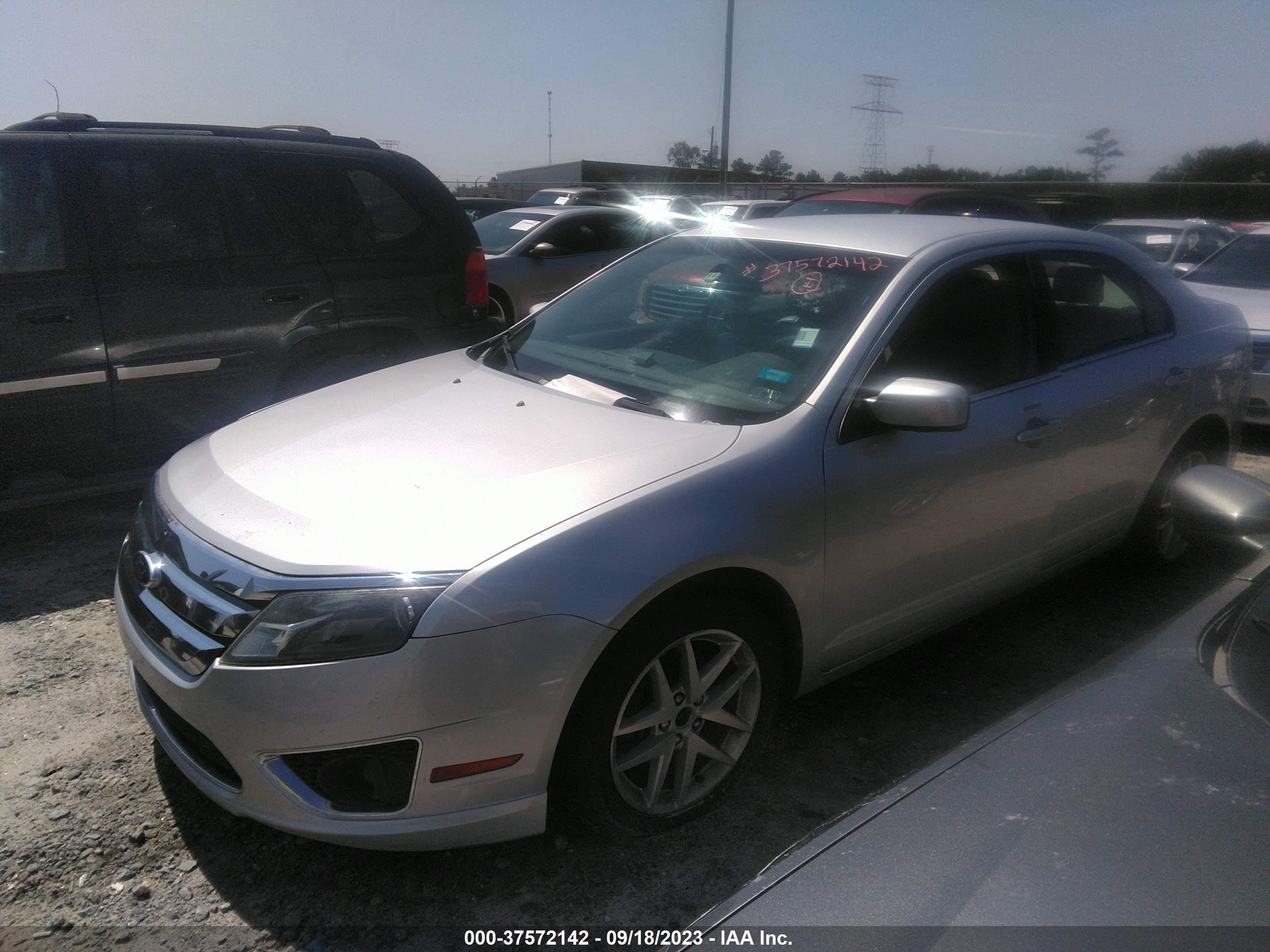 Photo 1 VIN: 3FAHP0JA2CR319030 - FORD FUSION 