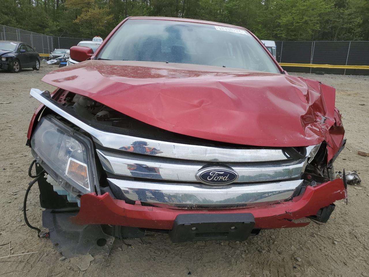 Photo 4 VIN: 3FAHP0JA3BR290328 - FORD FUSION 