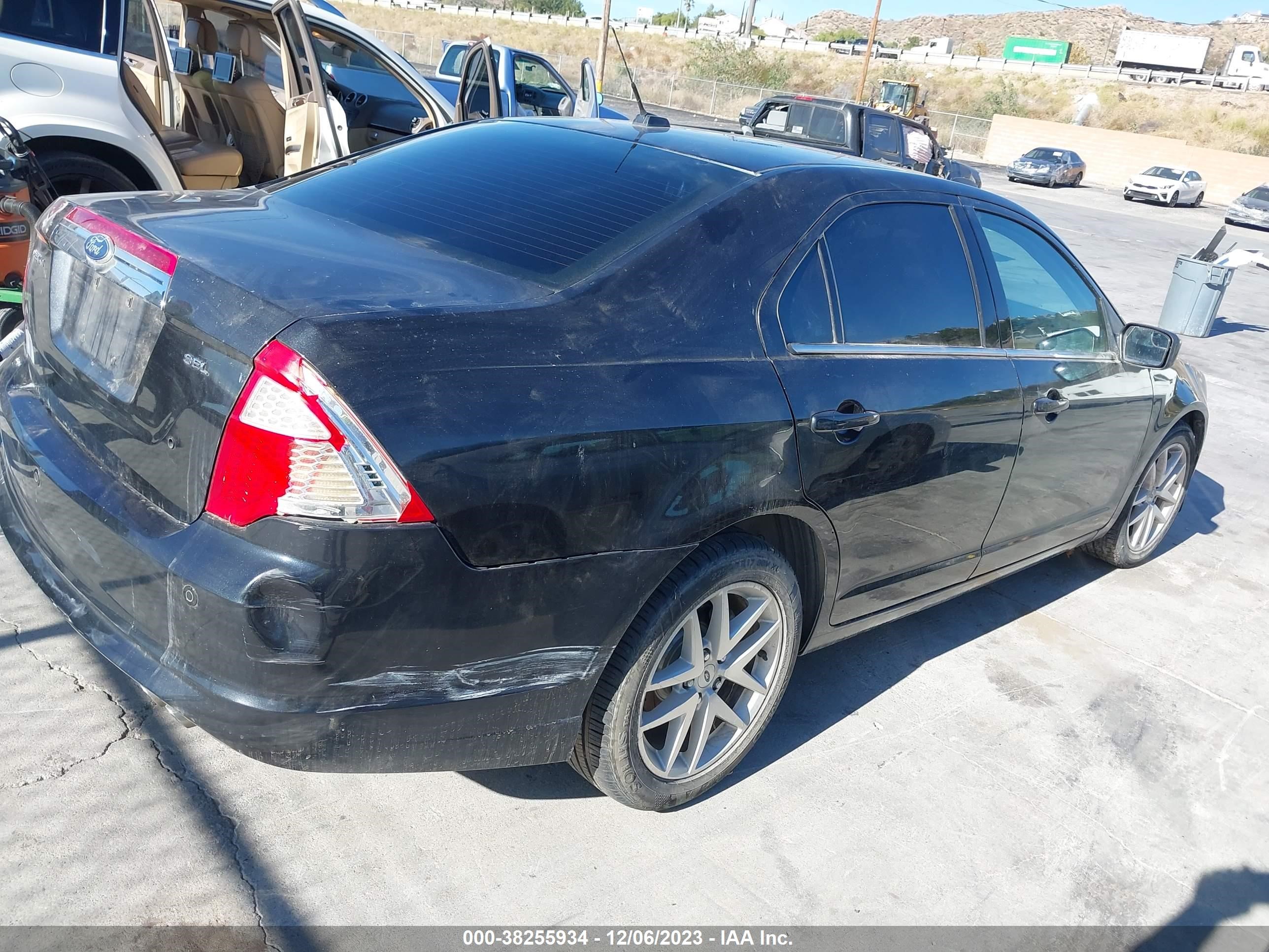 Photo 3 VIN: 3FAHP0JA3CR218630 - FORD FUSION 