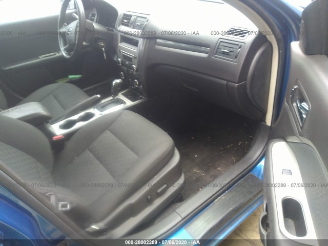 Photo 4 VIN: 3FAHP0JA4BR185121 - FORD FUSION 