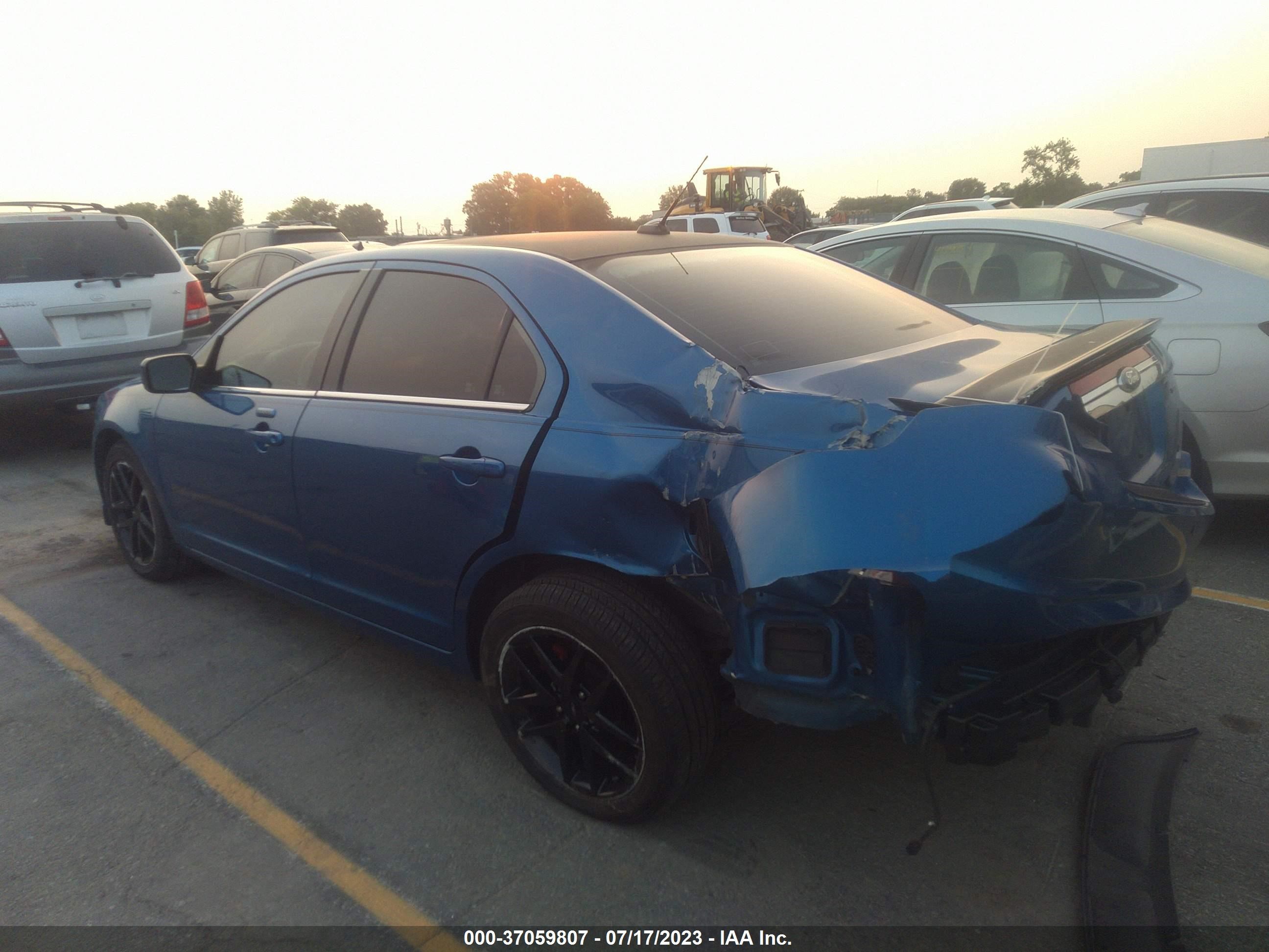 Photo 2 VIN: 3FAHP0JA4CR203702 - FORD FUSION 