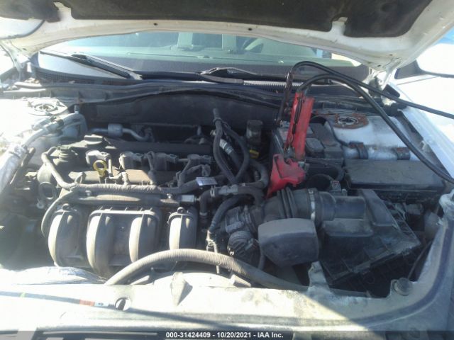 Photo 9 VIN: 3FAHP0JA5BR328643 - FORD FUSION 