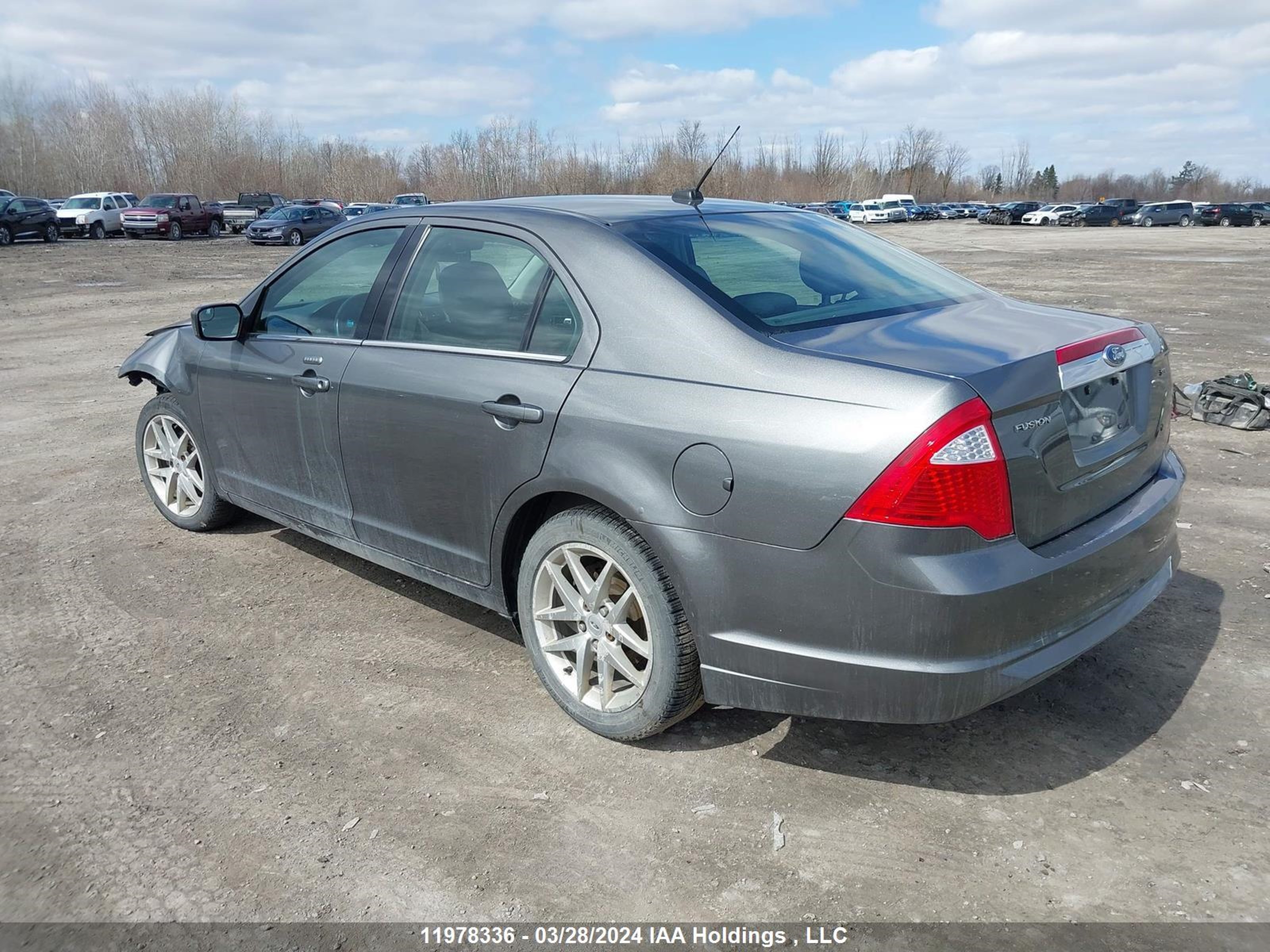 Photo 2 VIN: 3FAHP0JA5CR110624 - FORD FUSION 