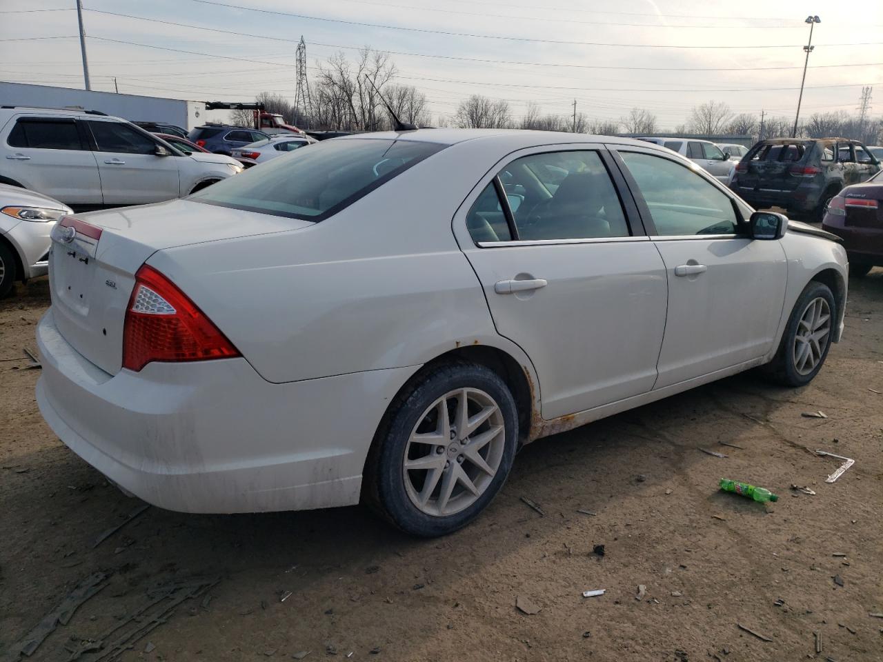 Photo 2 VIN: 3FAHP0JA5CR204986 - FORD FUSION 