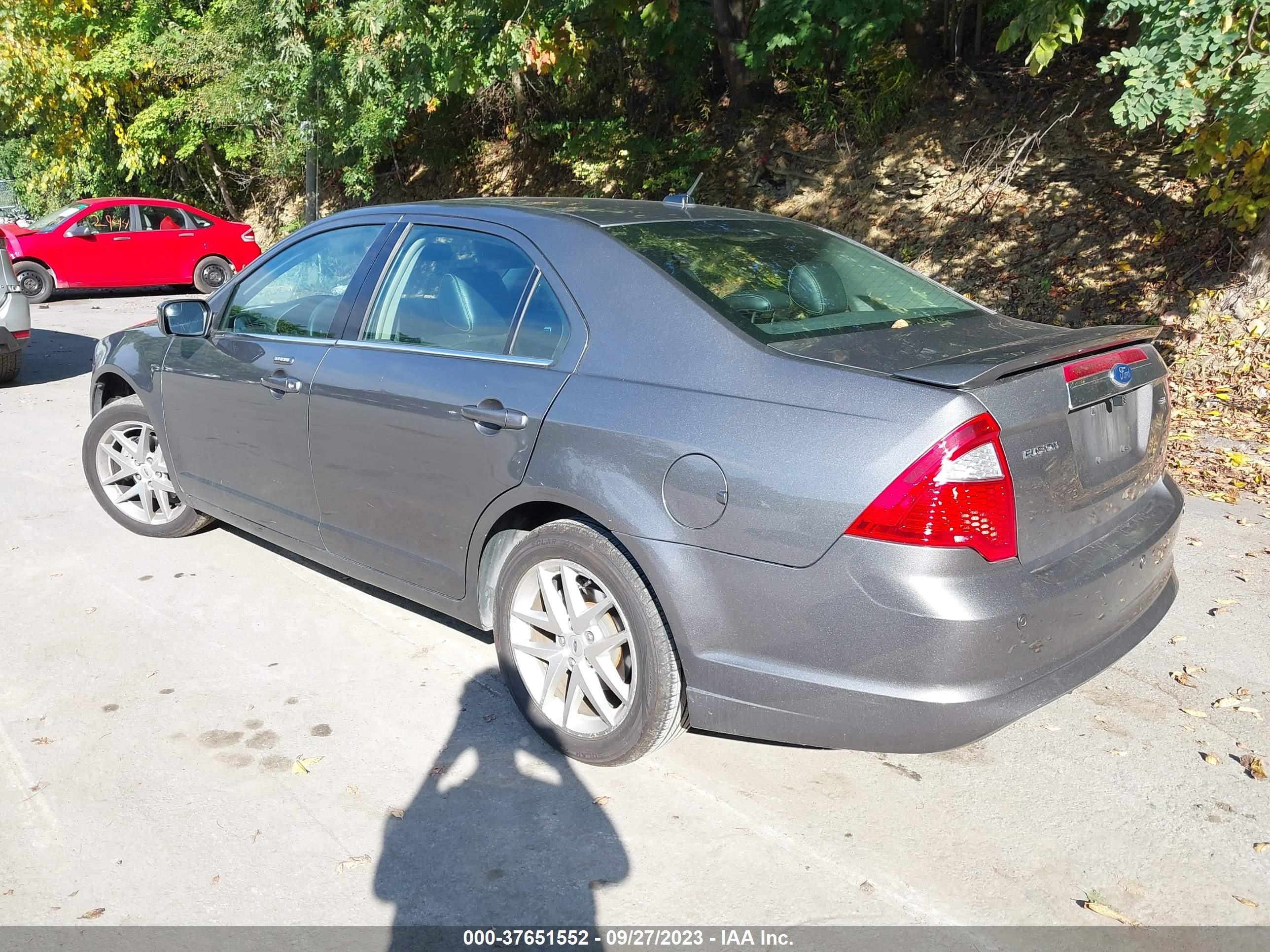 Photo 2 VIN: 3FAHP0JA6CR185414 - FORD FUSION 