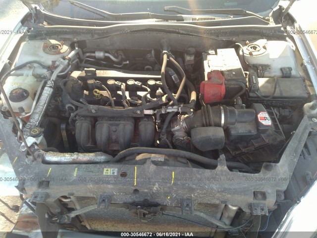 Photo 9 VIN: 3FAHP0JA9AR104516 - FORD FUSION 