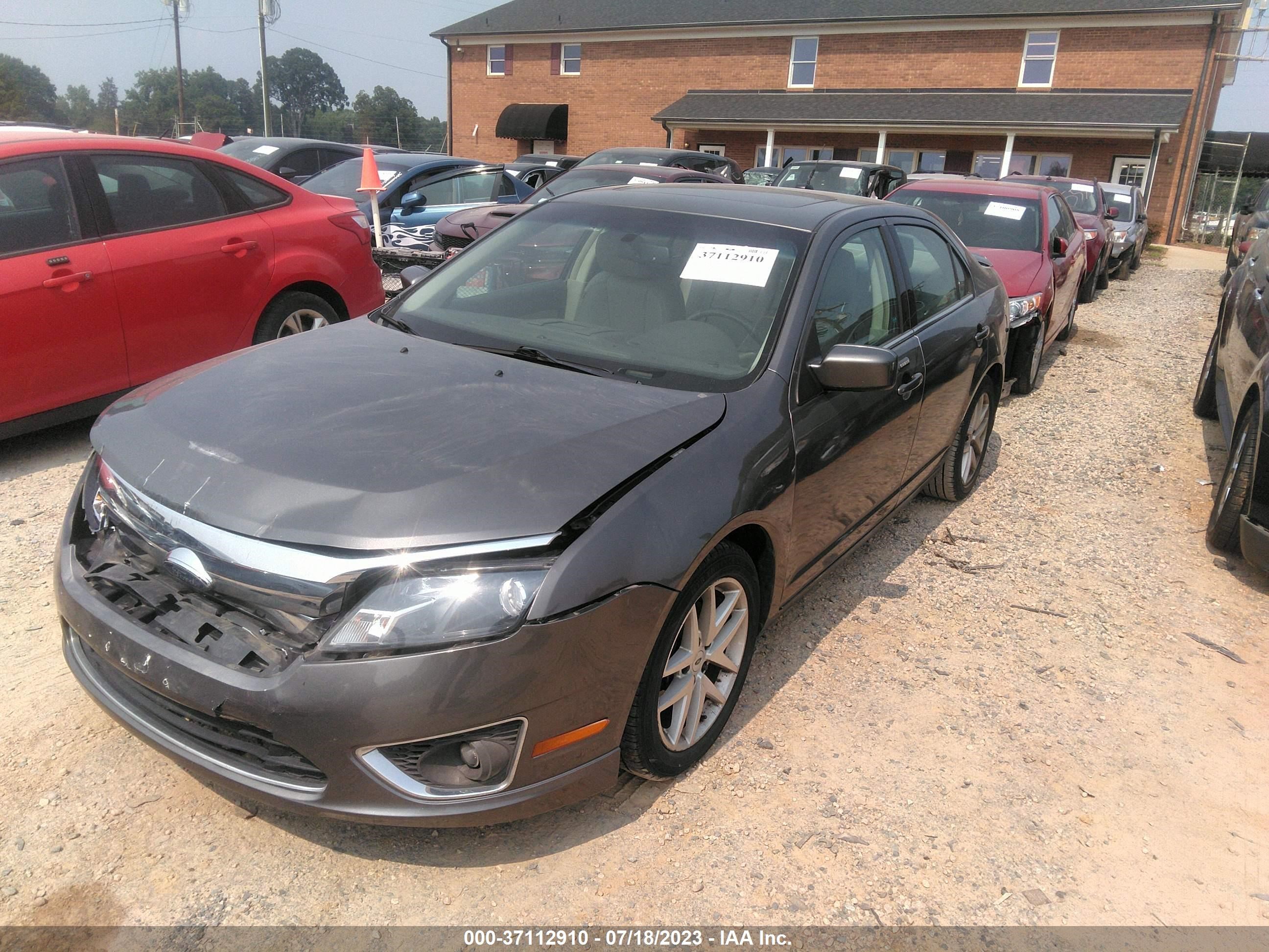 Photo 1 VIN: 3FAHP0JAXBR308226 - FORD FUSION 