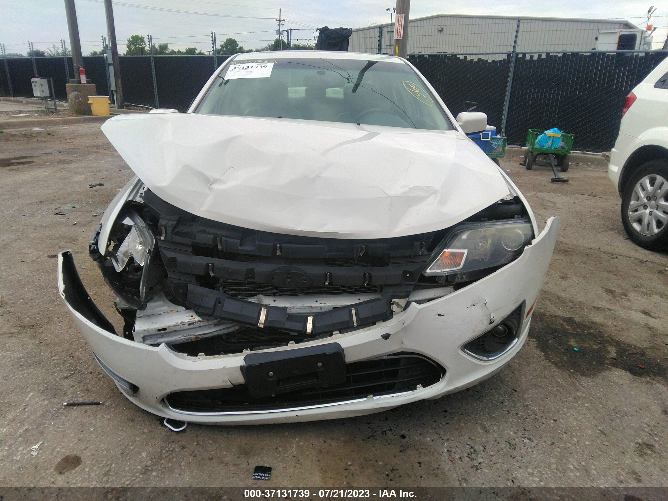 Photo 5 VIN: 3FAHP0JG2AR188179 - FORD FUSION 