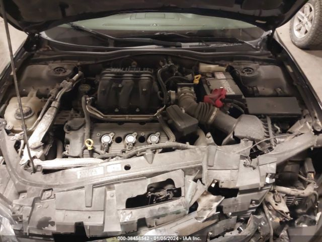 Photo 9 VIN: 3FAHP0JG2BR137928 - FORD FUSION 