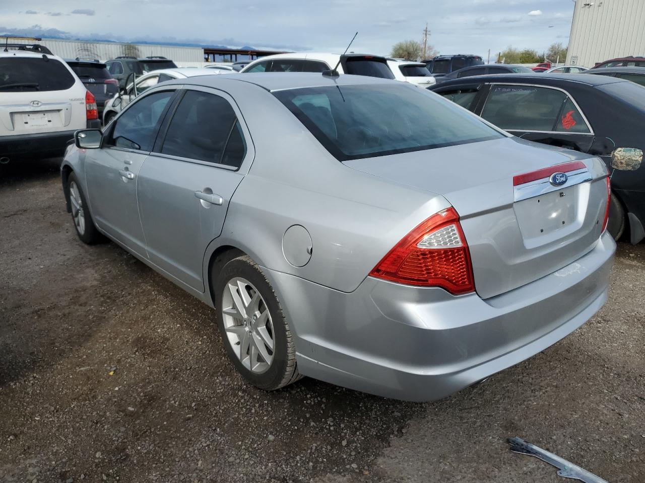 Photo 1 VIN: 3FAHP0JG2BR257096 - FORD FUSION 