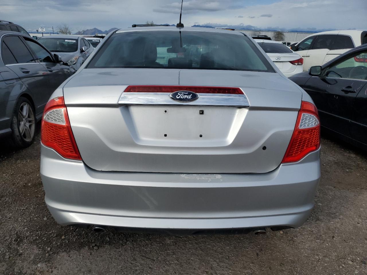 Photo 5 VIN: 3FAHP0JG2BR257096 - FORD FUSION 