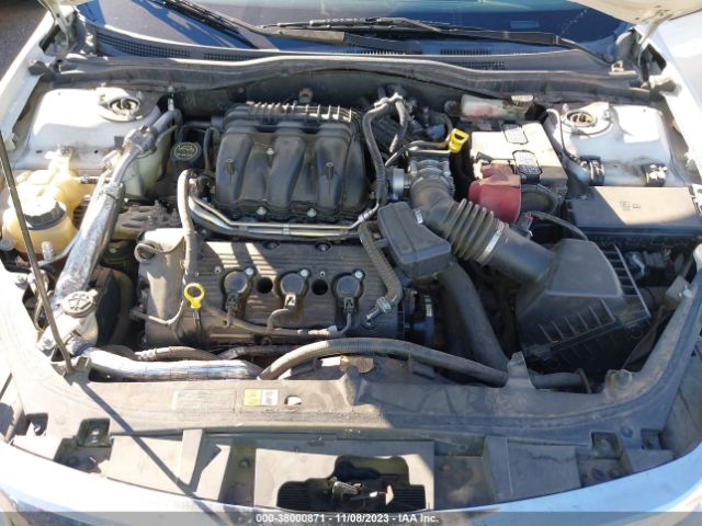 Photo 9 VIN: 3FAHP0JG3BR144371 - FORD FUSION 