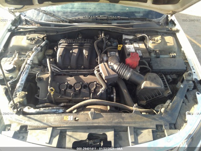 Photo 9 VIN: 3FAHP0JG3BR292326 - FORD FUSION 