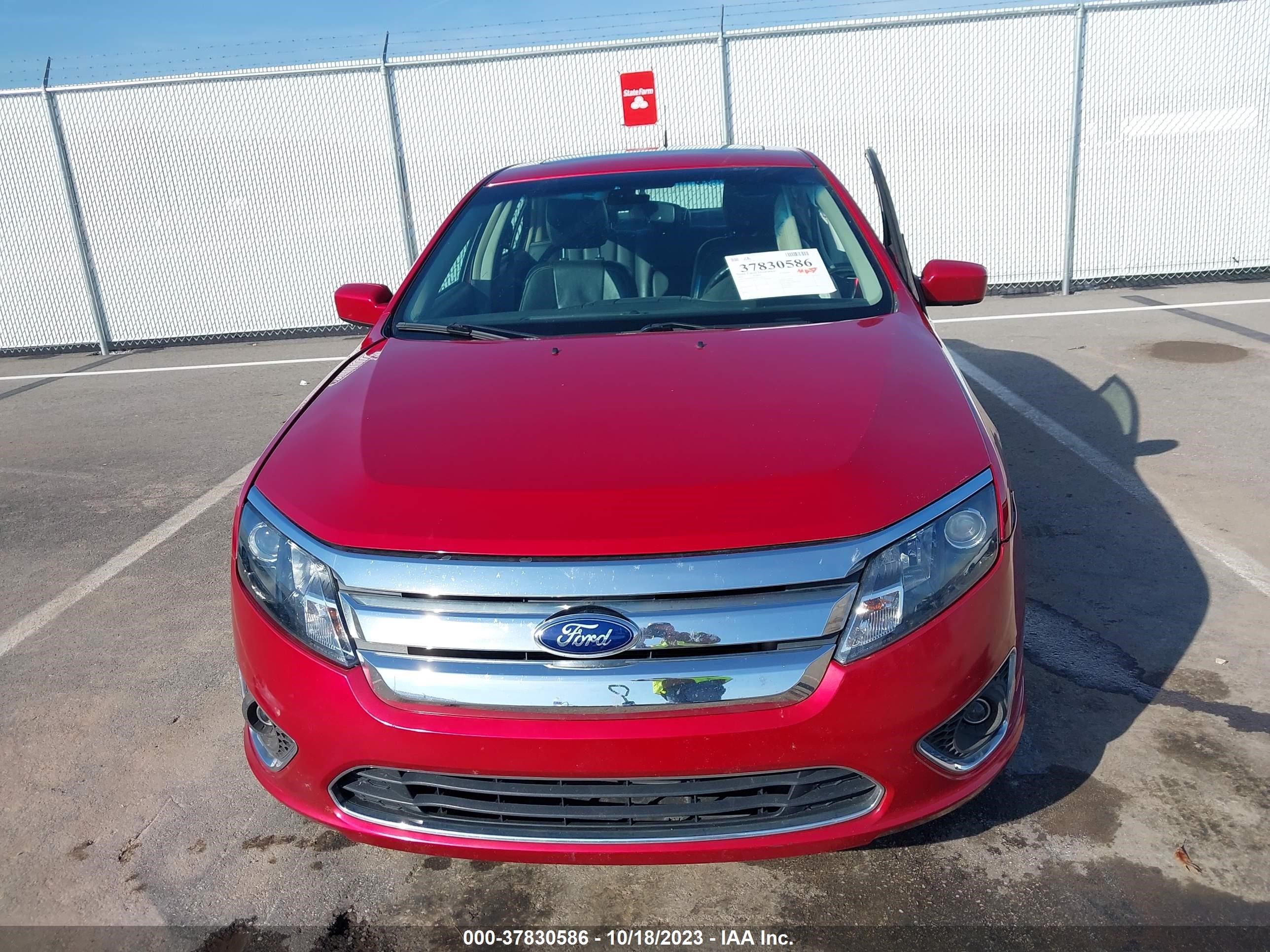 Photo 11 VIN: 3FAHP0JG3CR411851 - FORD FUSION 