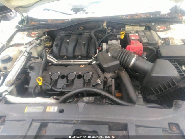 Photo 9 VIN: 3FAHP0JG4AR364603 - FORD FUSION 