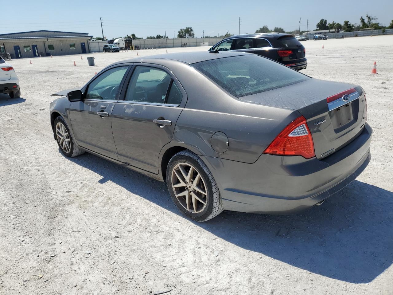 Photo 1 VIN: 3FAHP0JG4BR202469 - FORD FUSION 